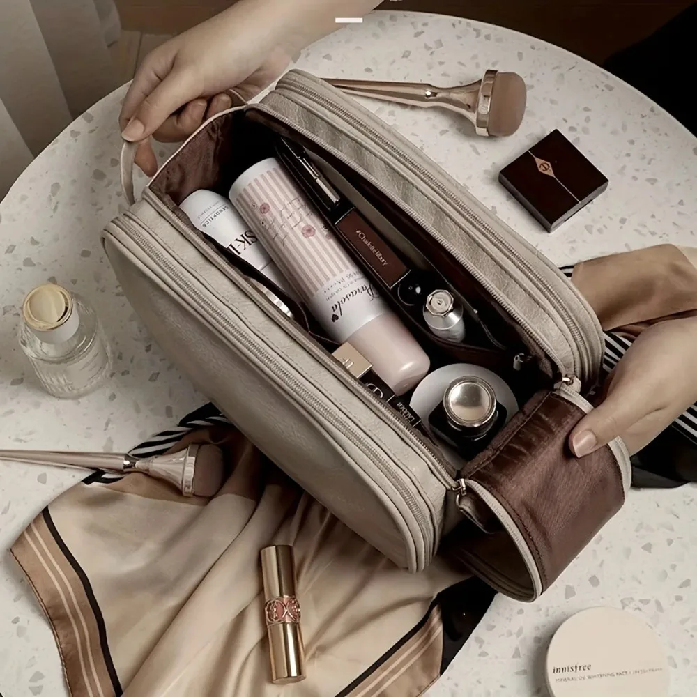 Large-capacity Travel Cosmetic Bag
